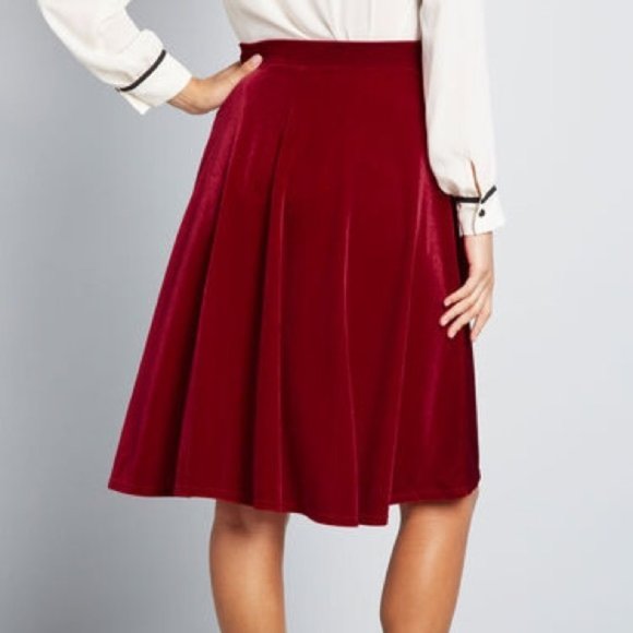 ModCloth Just This Sway Velvet A-Line Skirt - Picture 2 of 8